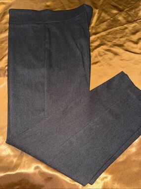 Ruby Rd. Women's Slim Straight Pants in Charcoal